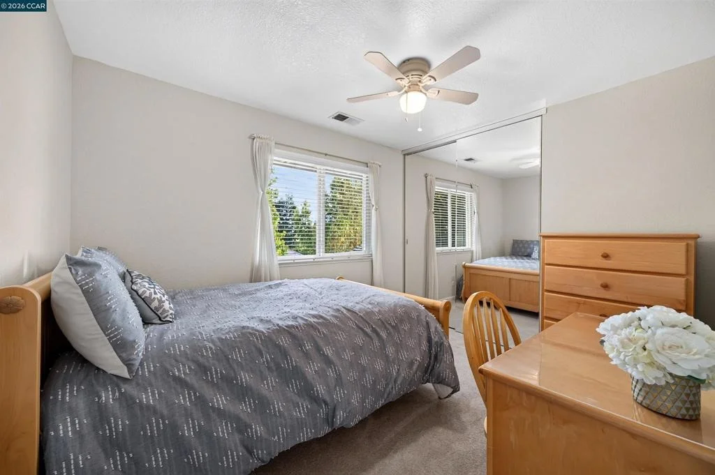 Photo of 1409 Stonehedge Dr