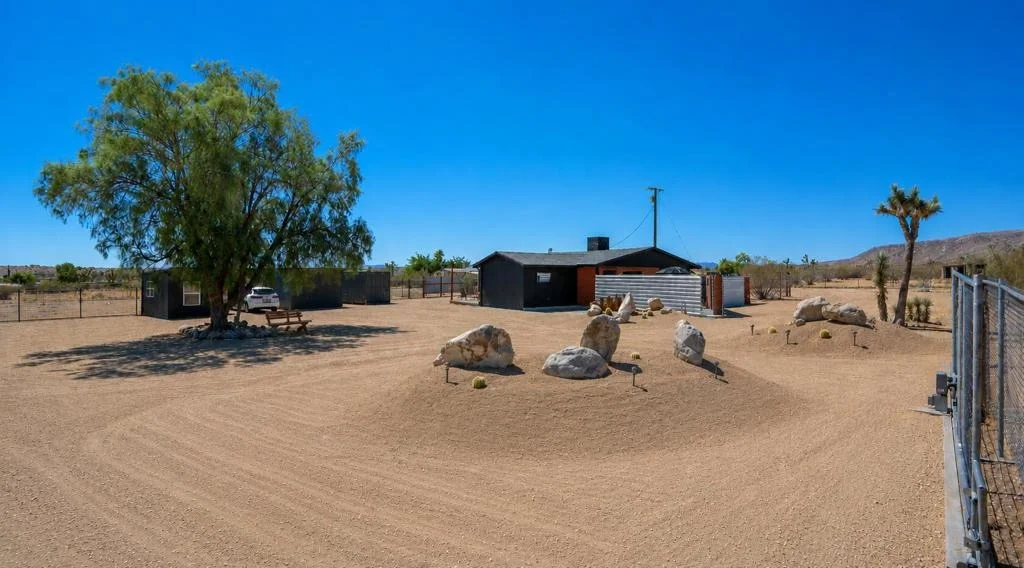 Photo of 1587 Deer Trail