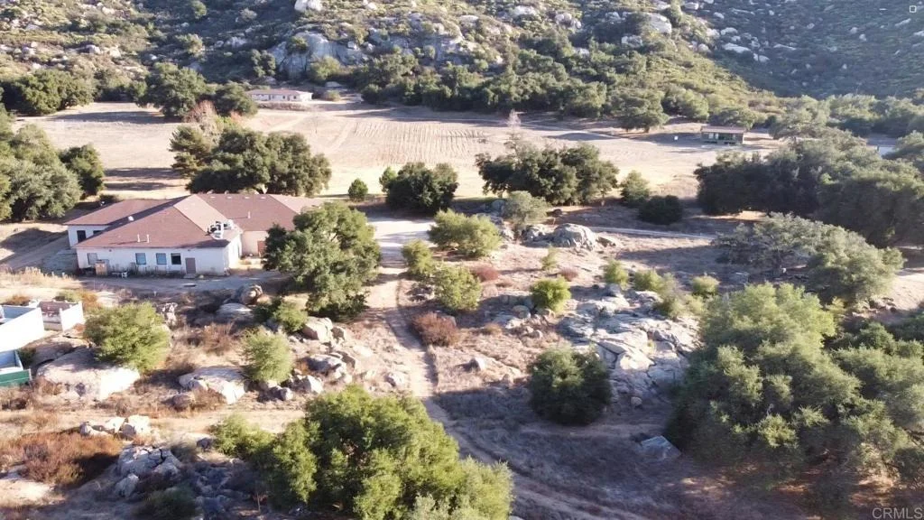 Photo of 24352 Featherstone Canyon Rd
