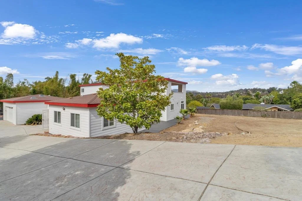 Photo of 441 Rancho Santa Fe Road