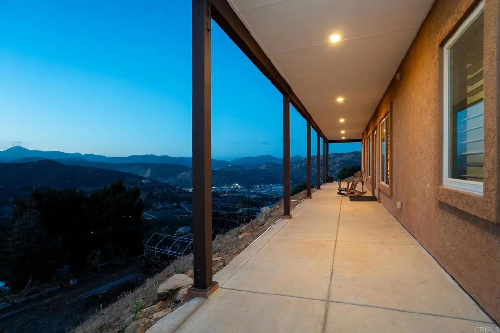 Photo of 11687 VALLE VISTA RD