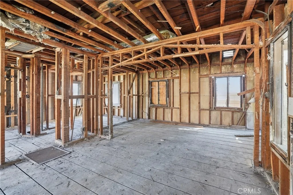 Photo of 235 W Cedar Ave