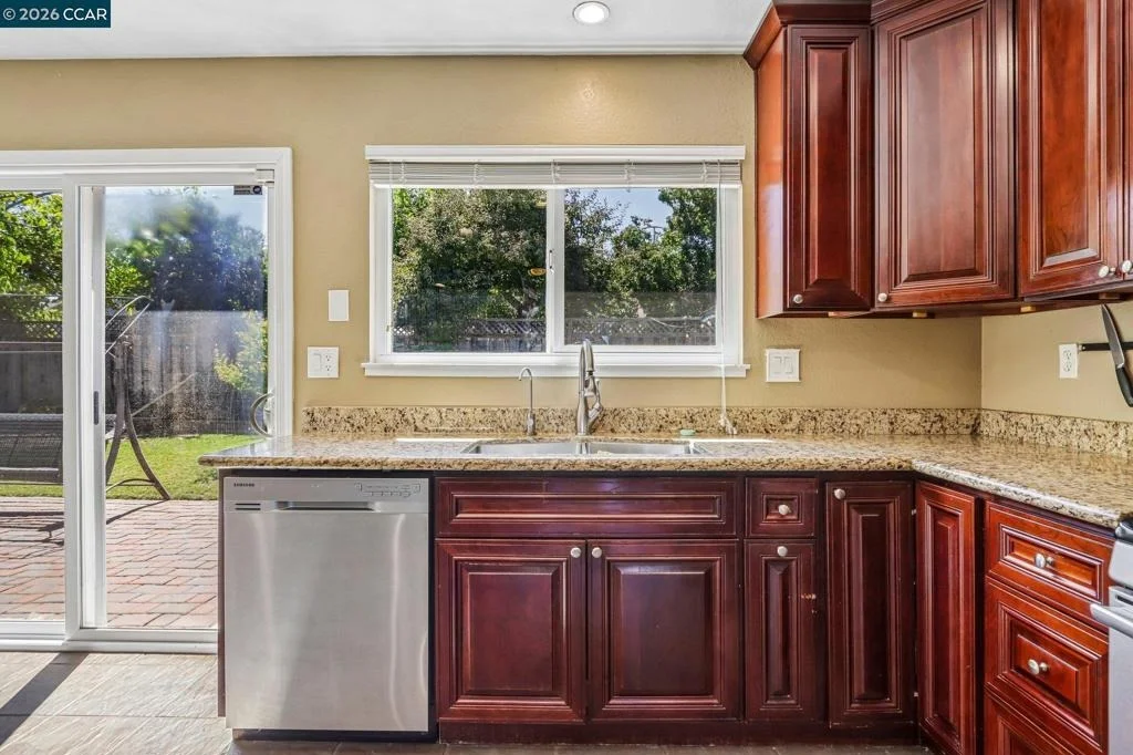 Photo of 3903 Silver Oaks Way