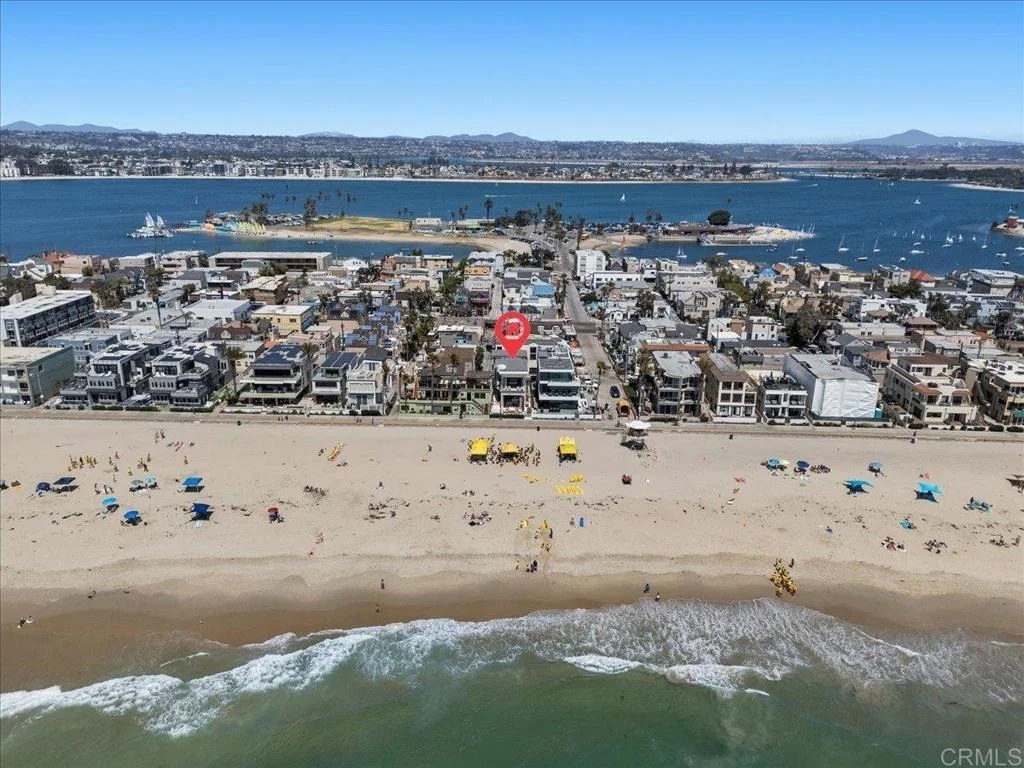 Photo of 3709 Ocean Front Walk