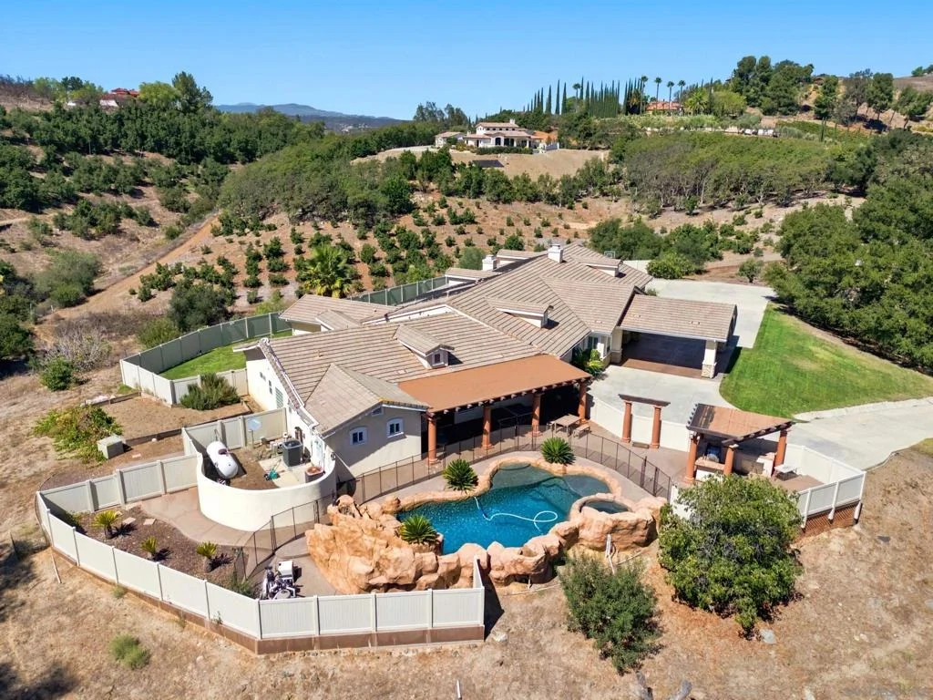 Photo of 43821 Shady Creek