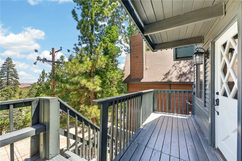 Photo of 27067 Overlook Lane
