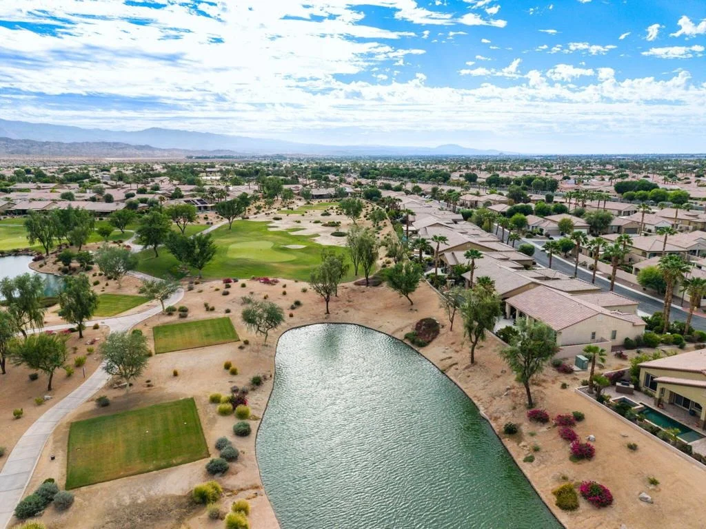 Photo of 81194 Avenida Colonias