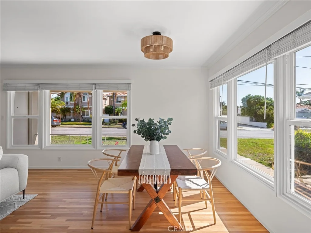 Photo of 1731 Iris Avenue