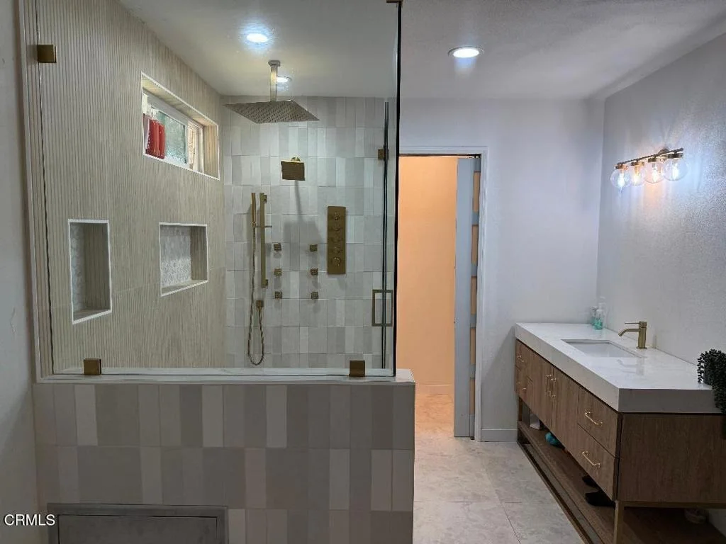 Photo of 349 Calle Larios
