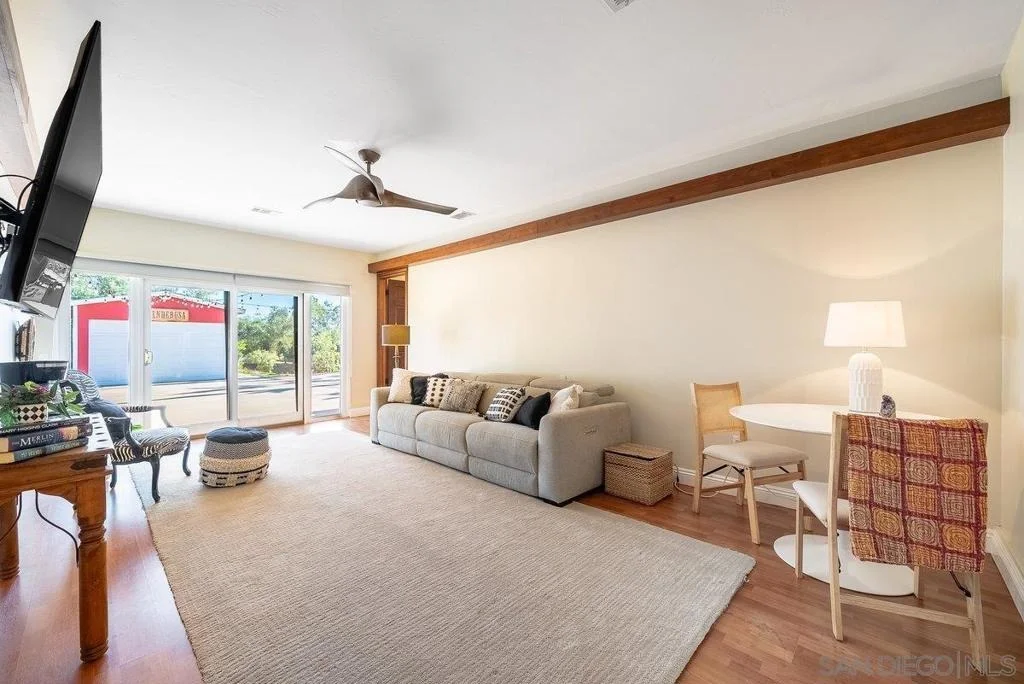 Photo of 33 Gateview