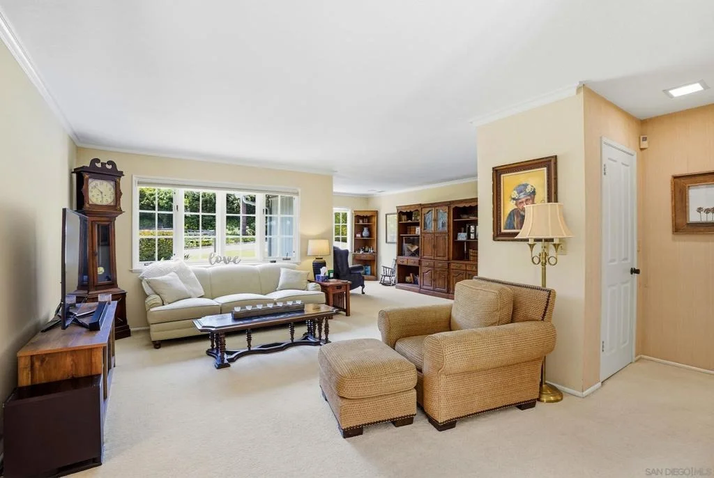 Photo of 6859 Avenida Andorra