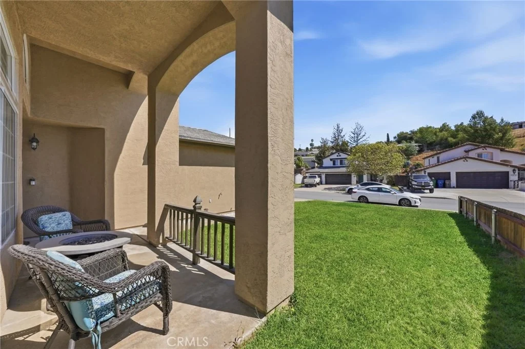 Photo of 12184 Knoll Crest