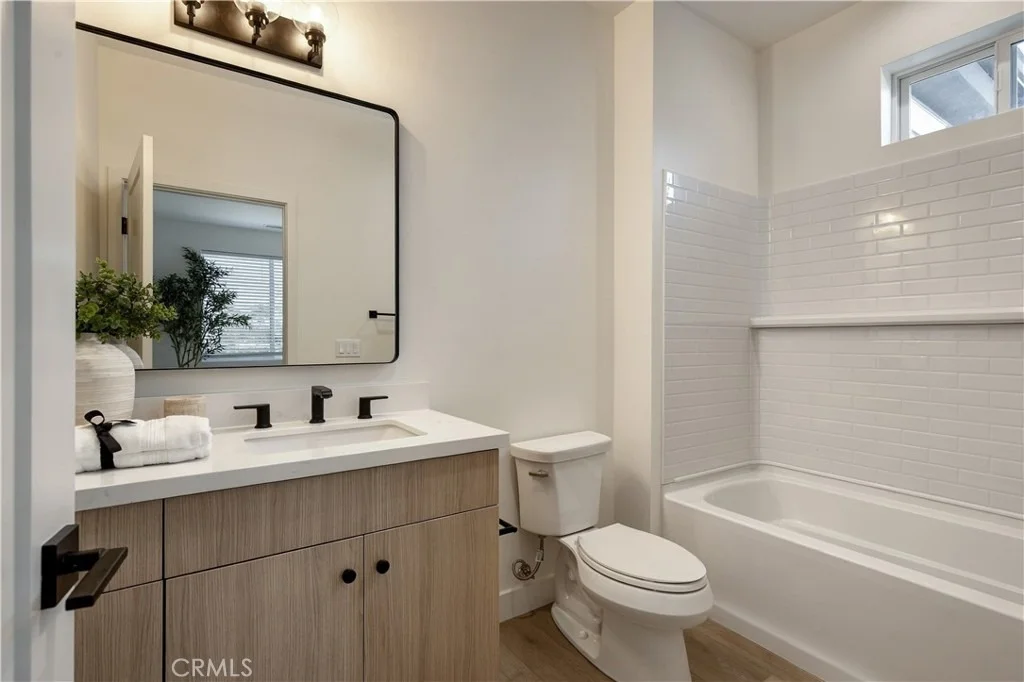Photo of 547 Bernard Street