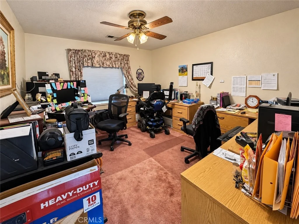Photo of 450 Oakvale