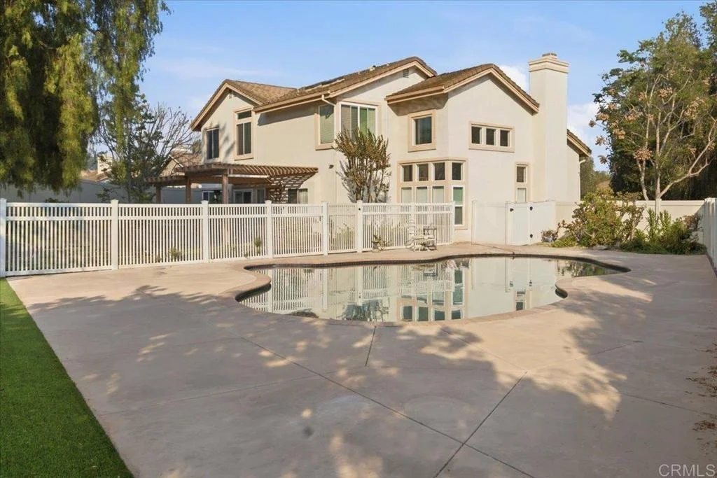 Photo of 1068 Barsky Lane