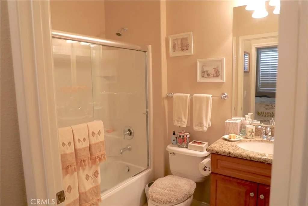 Photo of 81059 Avenida Vidrio