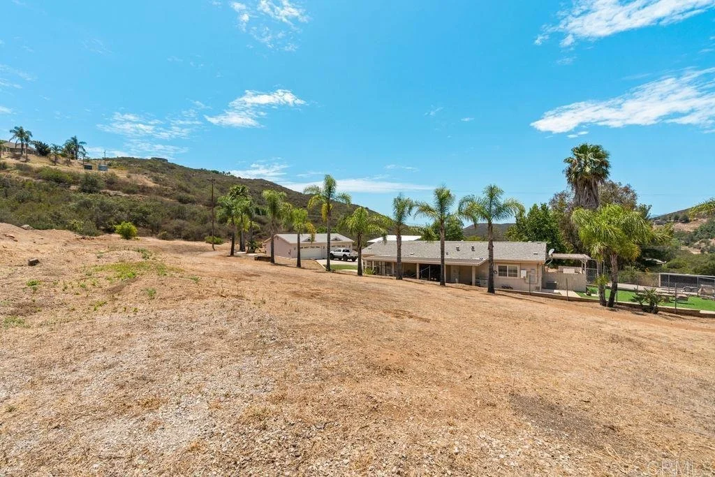 Photo of 2051 Rainbow Glen Road