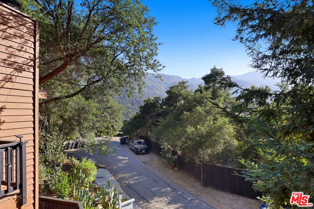 Photo of 178 Muerdago Road