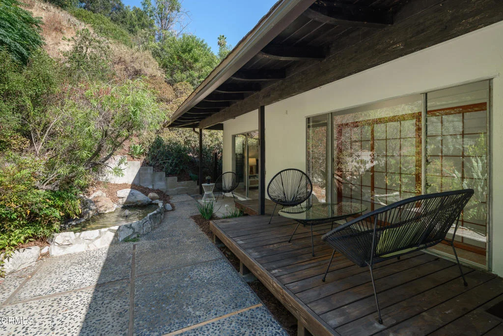 Photo of 3271 New York Drive