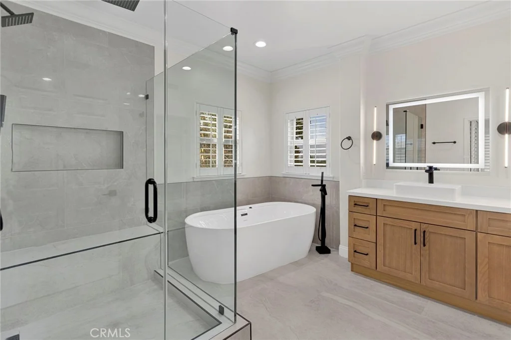 Photo of 4954 Crestview Place