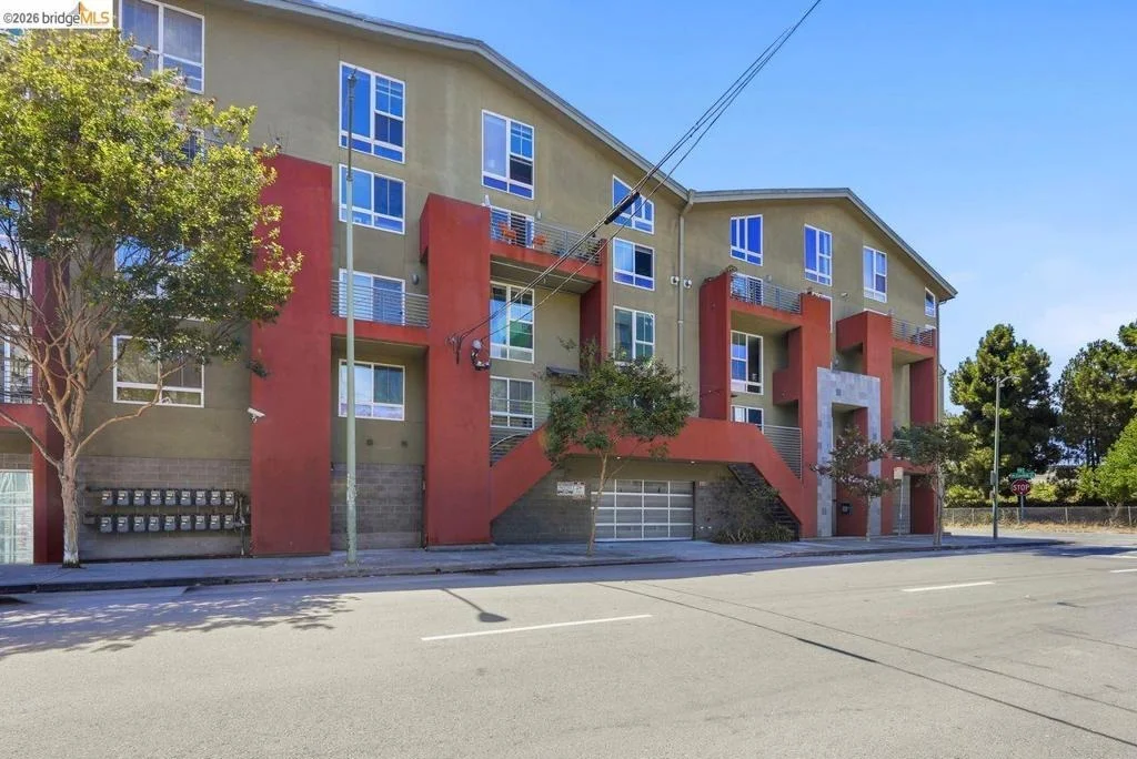 Photo of Unit 3 at 675 8Th St