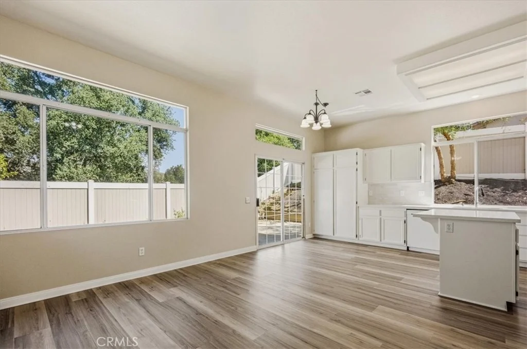 Photo of 33460 Brushy Hollow