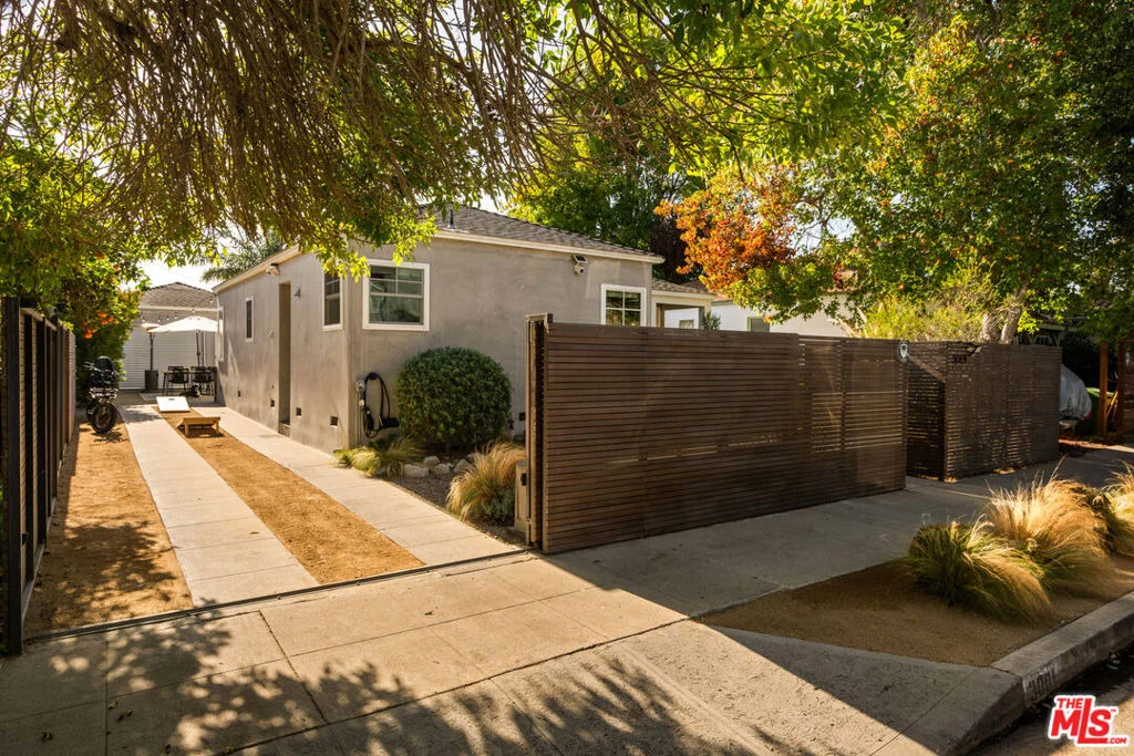 Photo of 3001 Beach Avenue