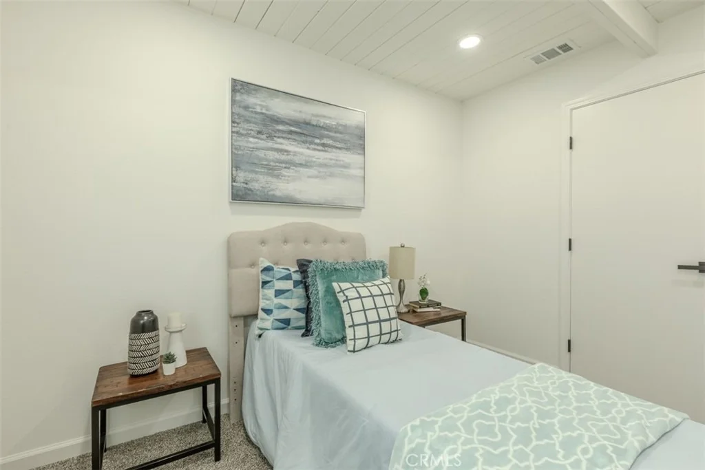 Photo of 2036 La Jolla