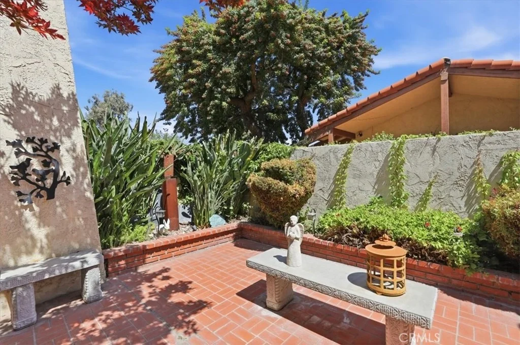 Photo of 5474 Quince