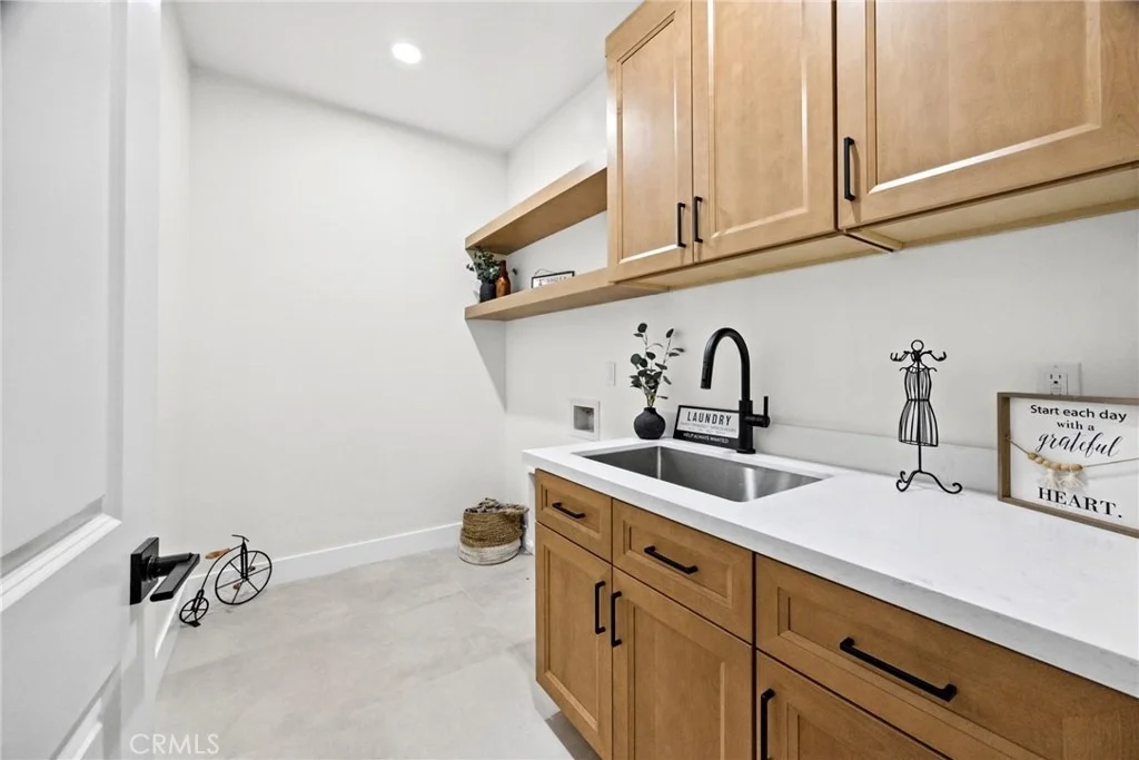 Photo of 5424 Filbert Street