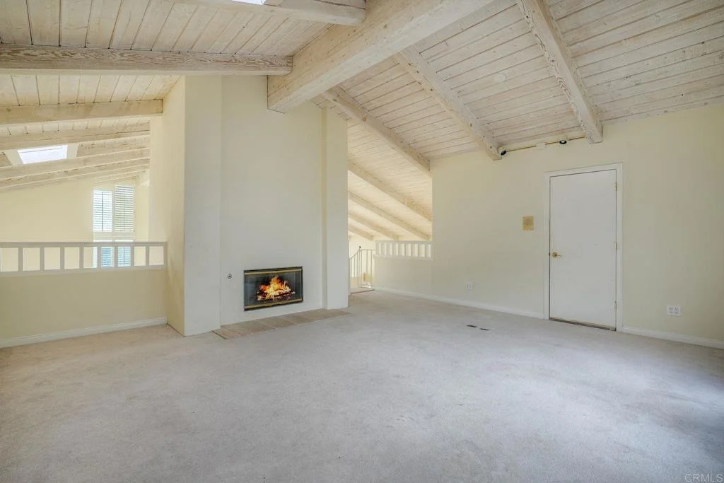 Photo of 2039 E Mission Road
