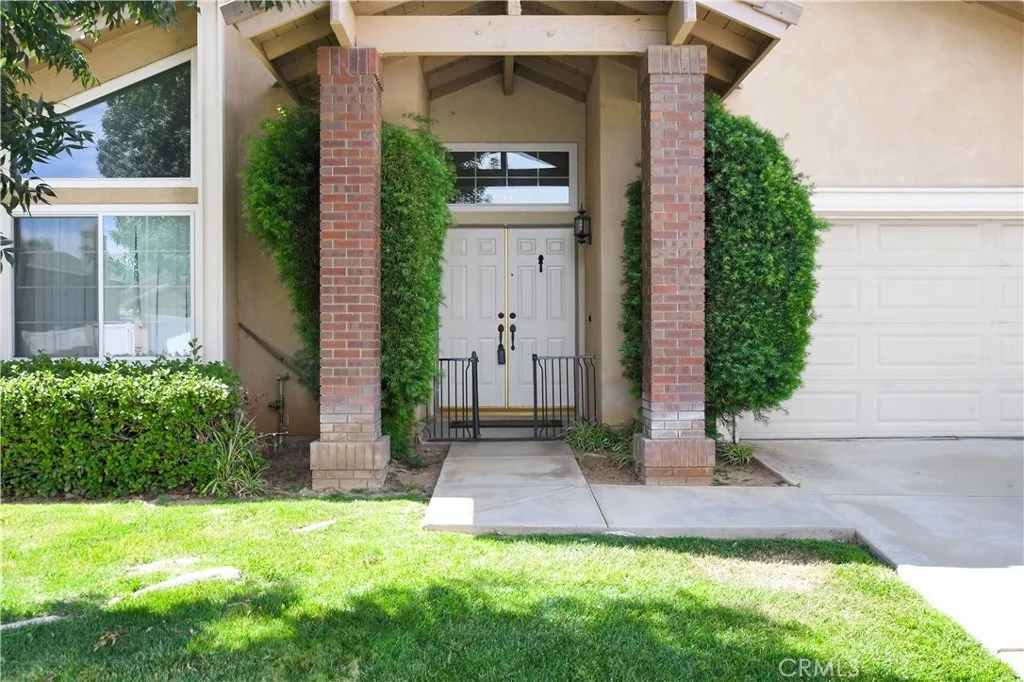 Photo of 965 Hardwick