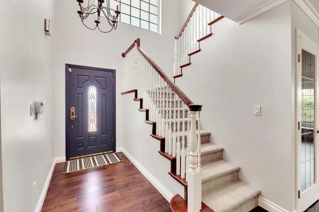 Photo of 972 Skylark Drive