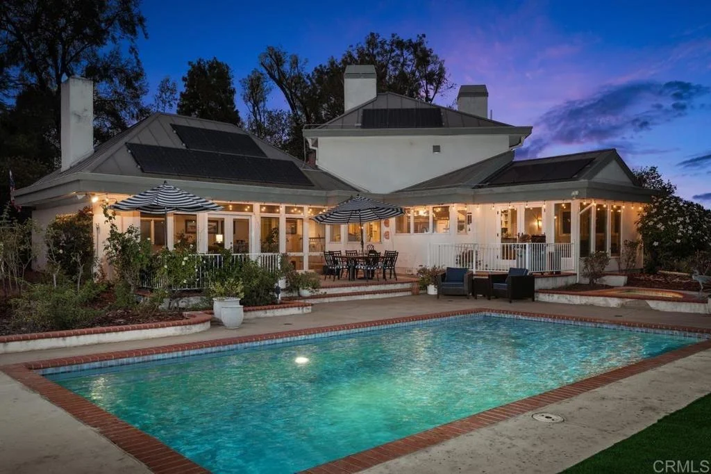 Photo of 5241 Alzeda Drive