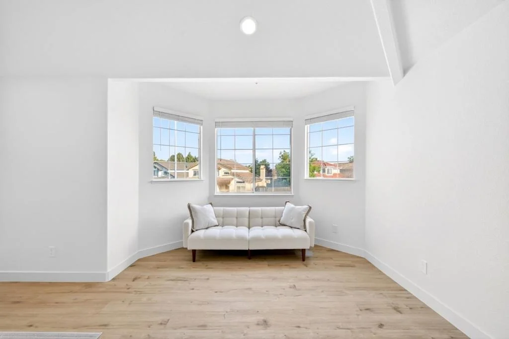Photo of 15 Cheswick Circle