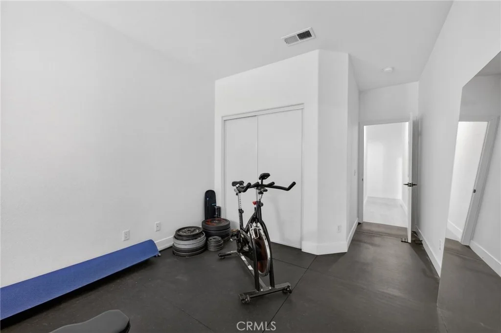 Photo of 31081 Cedar Oak Road