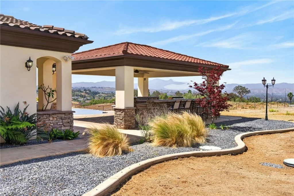 Photo of 6355 Cresthaven