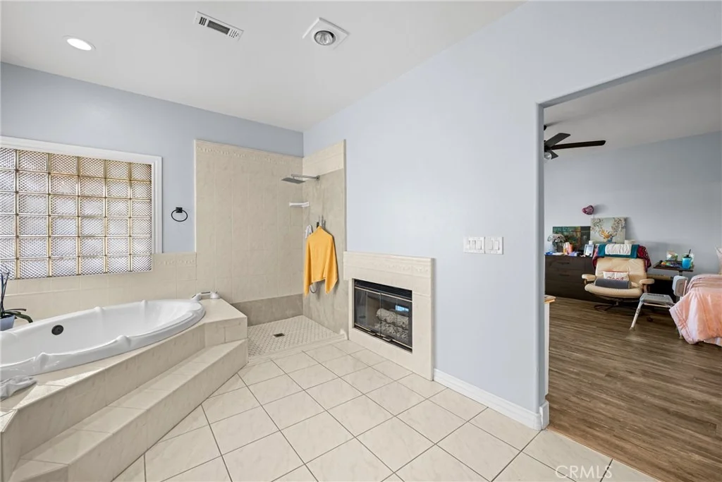 Photo of 12908 South Lane