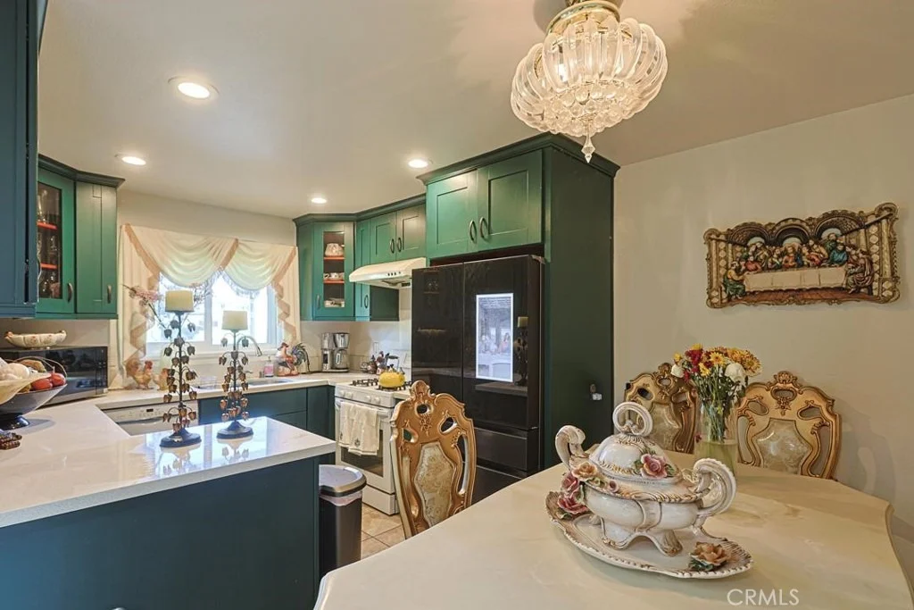 Photo of 11077 Robinson