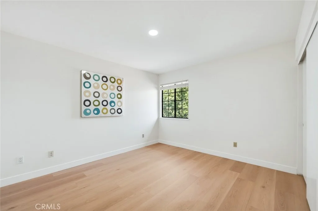 Photo of 1264 S Lemon