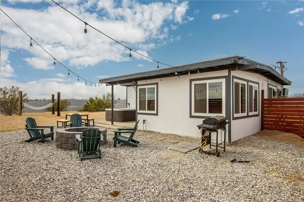 Photo of 877 Phillips Road
