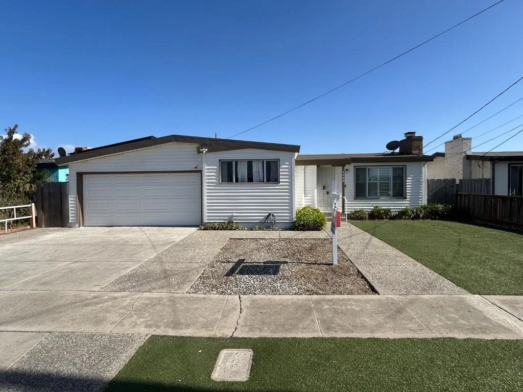 Photo of 1259 Summit Drive