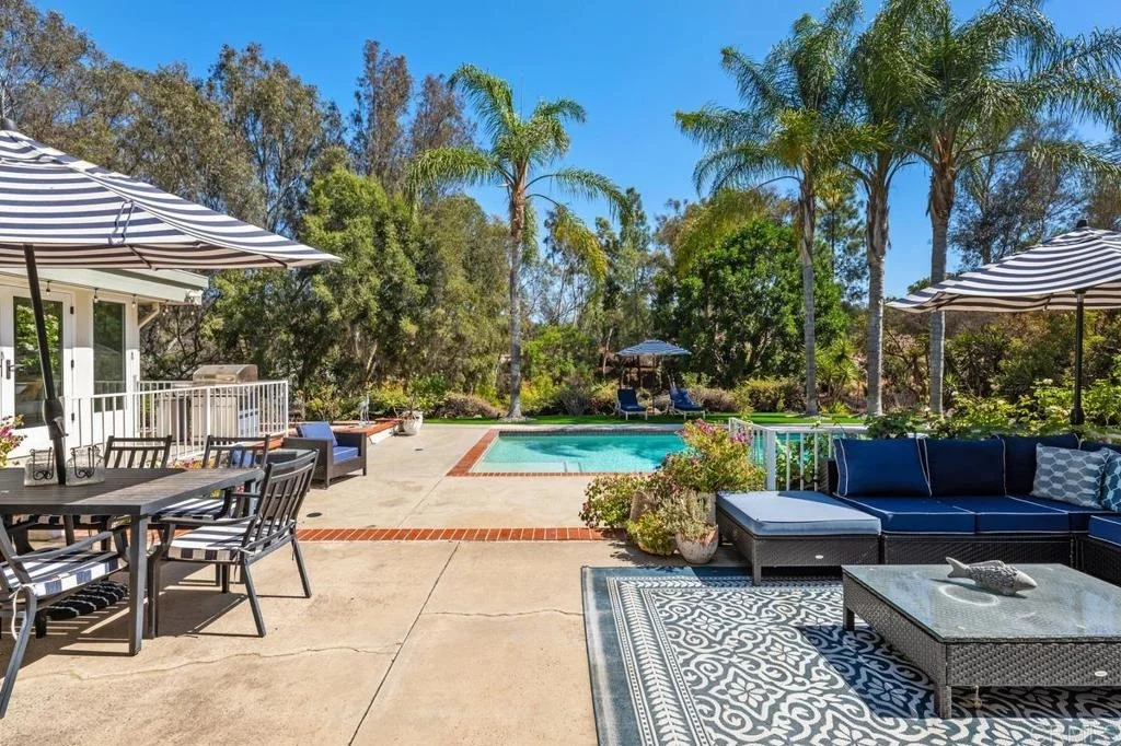 Photo of 5241 Alzeda Drive