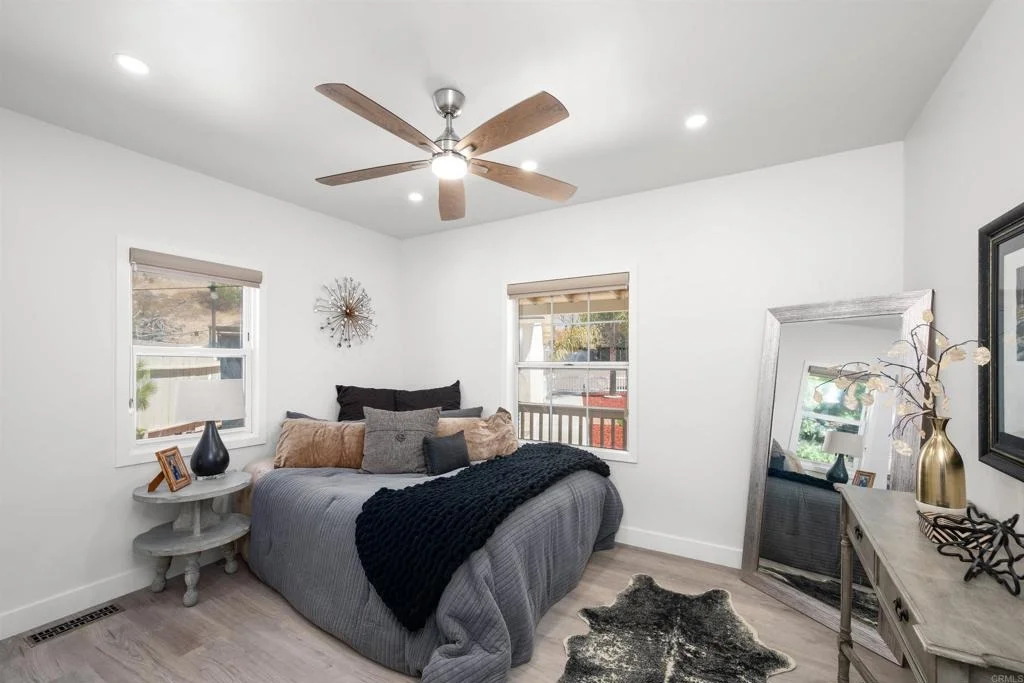 Photo of 5264 Wood Street