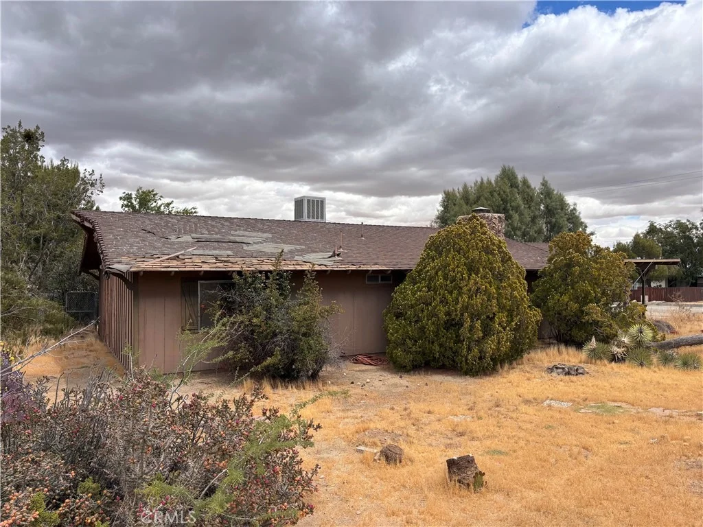 Photo of 7890 Mariposa
