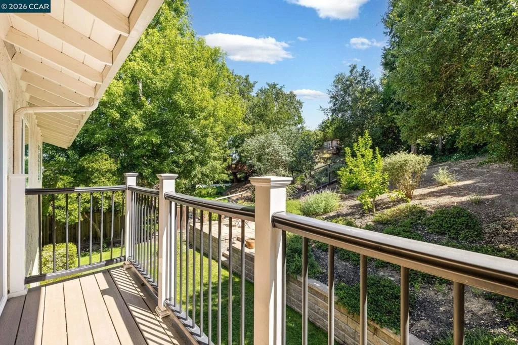 Photo of 2339 Lariat Ln