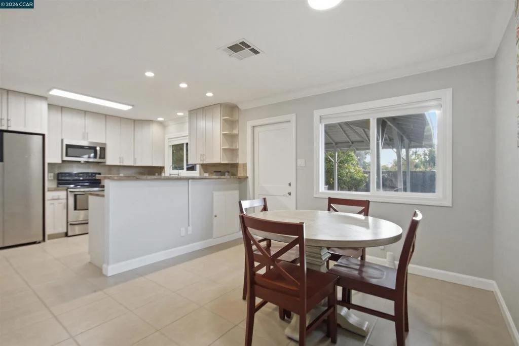 Photo of 1412 Delaware Dr