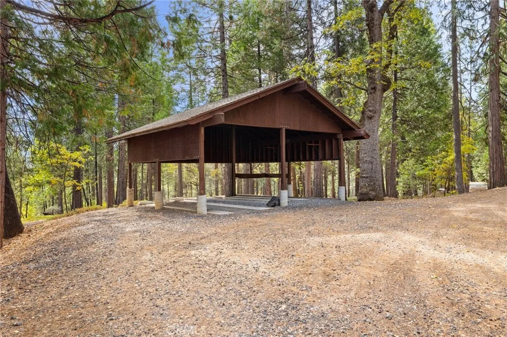 Photo of 25833 Lyons Dam Road