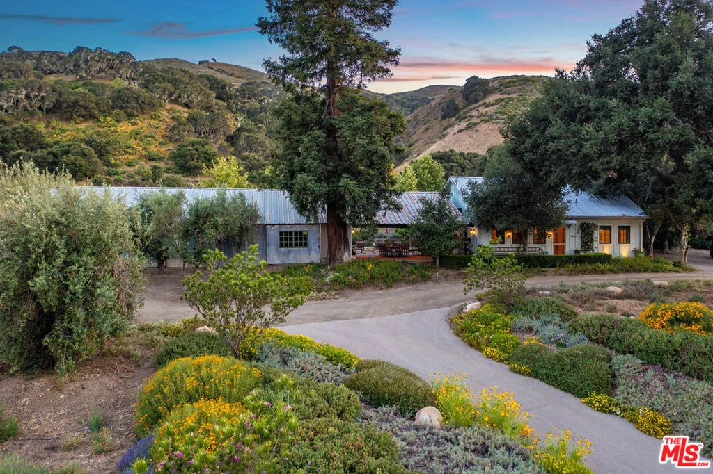 Photo of 8630 Santa Rosa Road