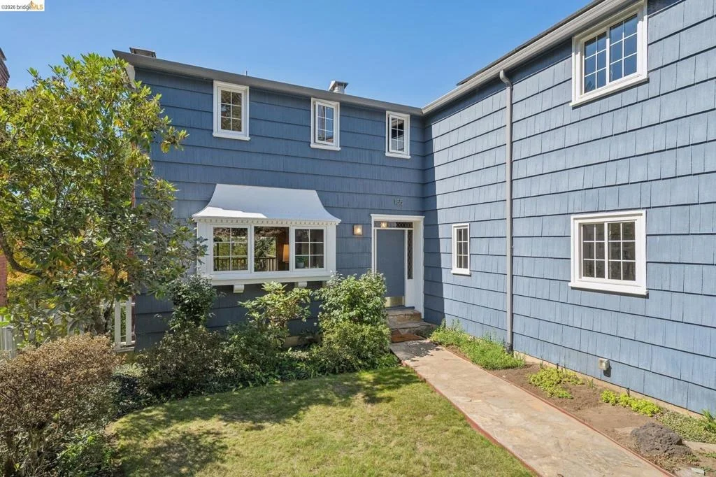 Photo of 155 Avenida DR